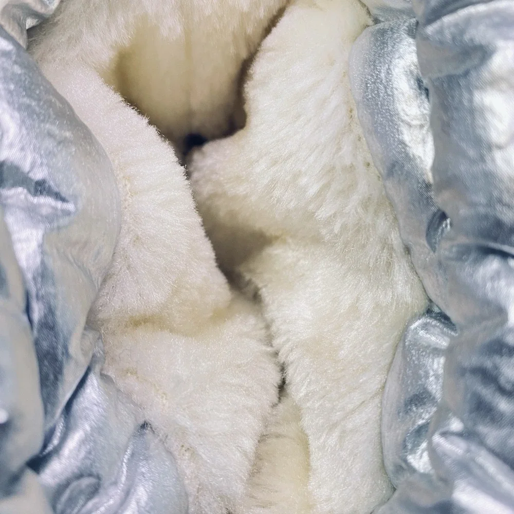 Fashion Nova Metallic Silver Snow Puffer Chunky Moon Boots Sz 7.5
